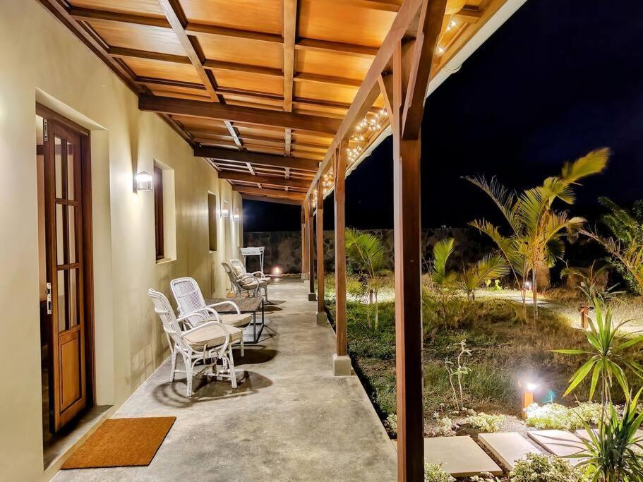 Lakaz Kannell - Vanilla Lodge, Secluded Outside Bath & Shower Infinity Pool カップ・マルールー エクステリア 写真
