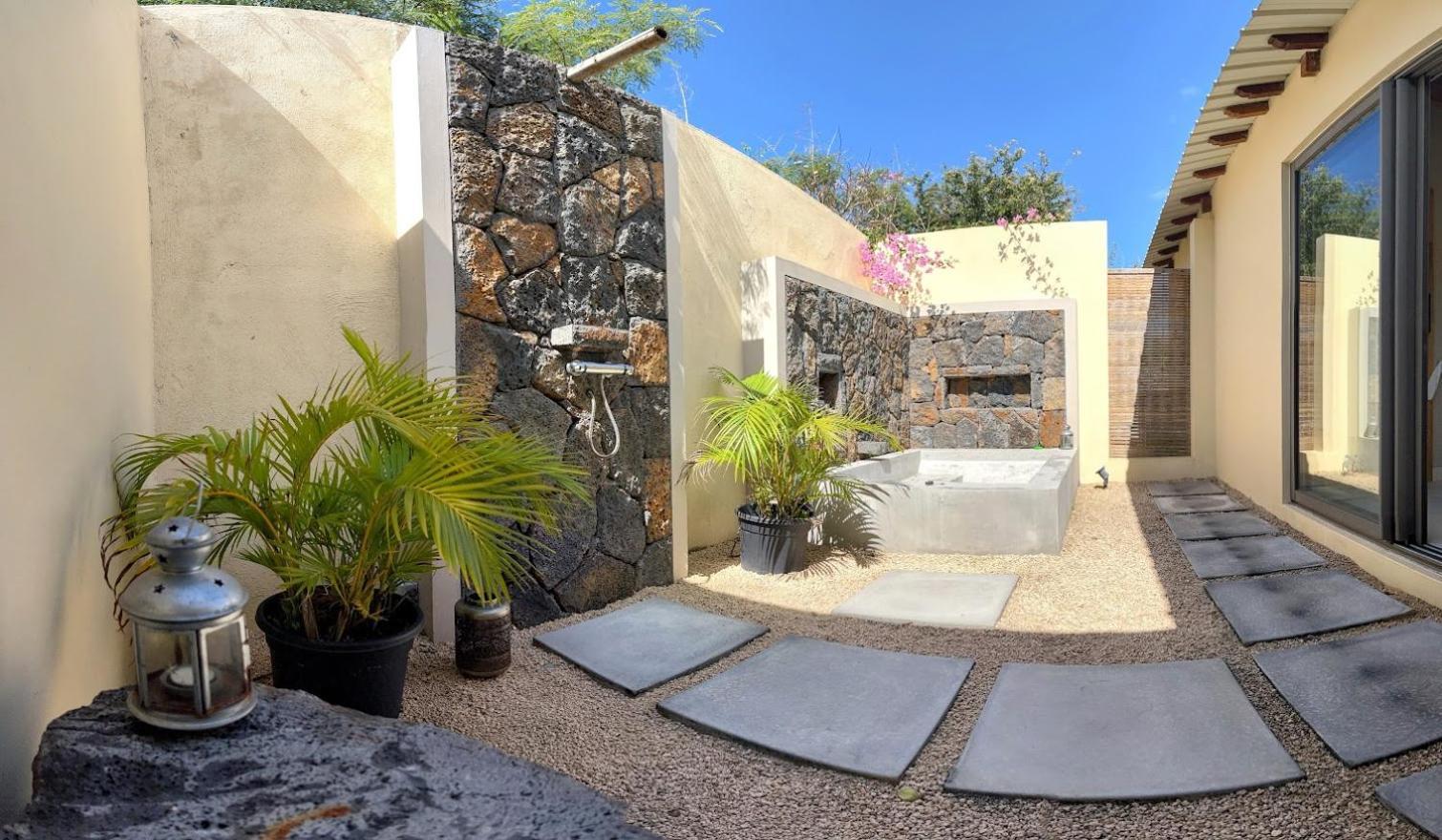 Lakaz Kannell - Vanilla Lodge, Secluded Outside Bath & Shower Infinity Pool カップ・マルールー エクステリア 写真