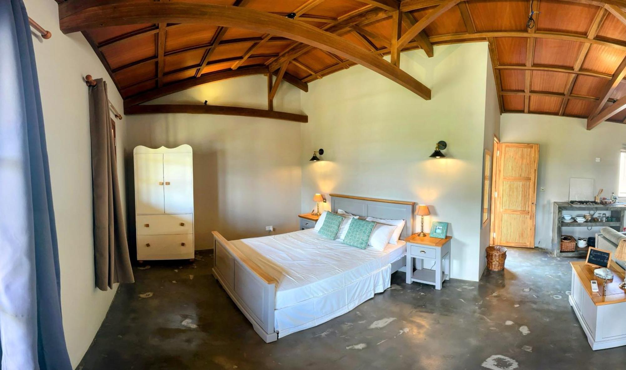 Lakaz Kannell - Vanilla Lodge, Secluded Outside Bath & Shower Infinity Pool カップ・マルールー エクステリア 写真
